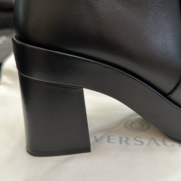 Women Black platform boots - Picture 5 of 6